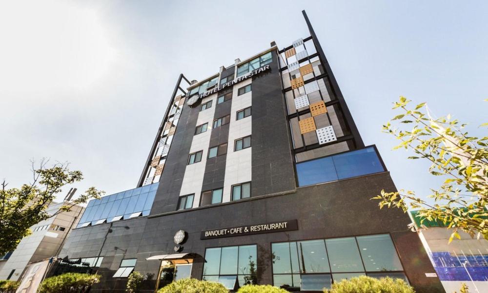 Gimpo Pentastar Hotel Exterior photo